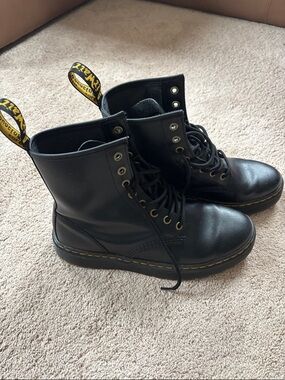 Dr. Martens Black Leather Boots sz 8